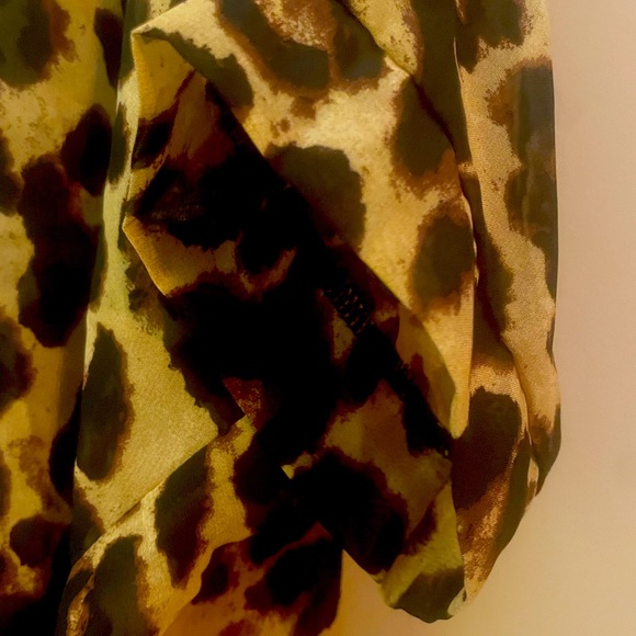 Animal print light weight oversized sheer top - - Picture 1 of 3